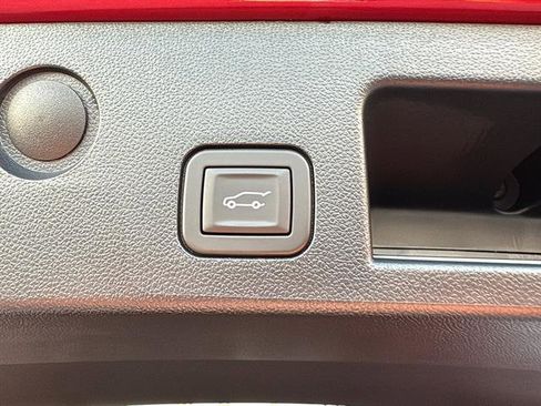 Used 2026 Chevrolet Equinox ACTIV image 12