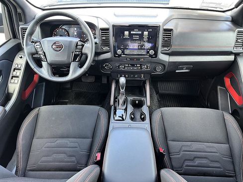 Certified 2024 Nissan Frontier PRO-4X w/ Pro Convenience Package AWD/4WD image 18