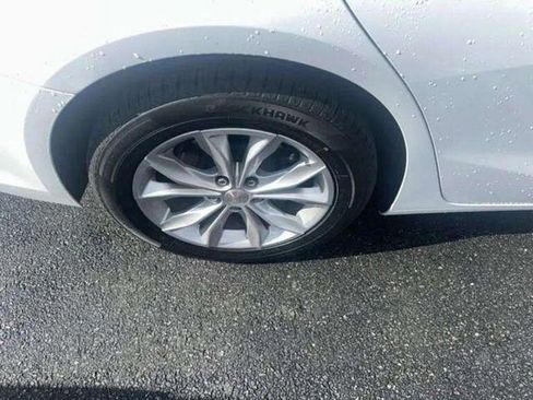 Used 2024 Chevrolet Malibu LT FWD image 21