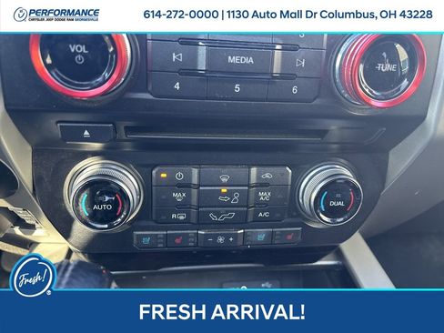 Used 2015 Ford F150 Lariat image 25