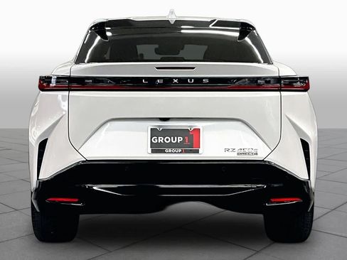 Used 2026 Lexus RZ 350e 2WD image 4