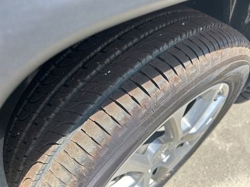 New 2024 Jeep Compass Latitude w/ Sun and Sound Group image 19