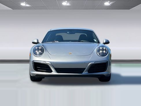 Used 2018 Porsche 911 Carrera RWD image 5