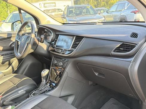 Used 2019 Buick Encore Preferred FWD image 18