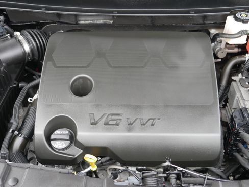Certified 2024 Chevrolet Traverse LT AWD/4WD image 12