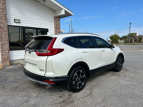 Used 2017 Honda CR-V Touring image 9