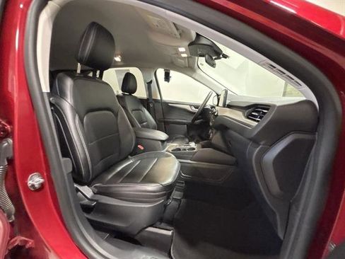 Used 2022 Ford Escape SEL w/ Technology Package image 19