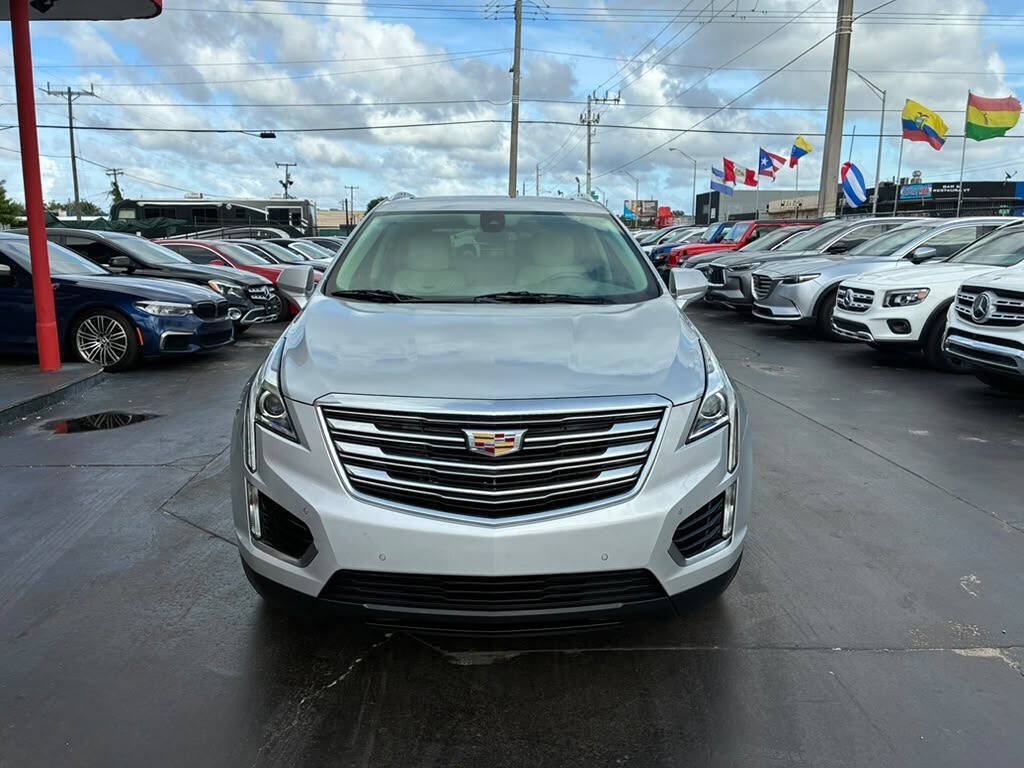 Used 2017 Cadillac XT5 Luxury w/ Driver Awareness Package FWD image 1