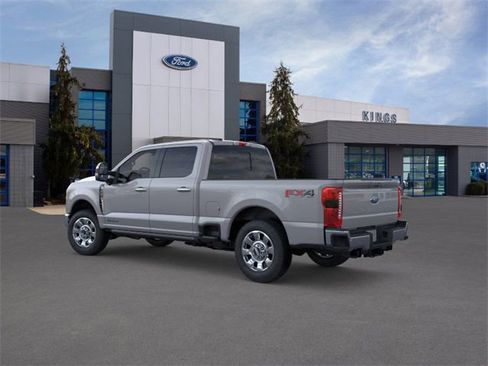 New 2026 Ford F250 Lariat w/ Lariat Ultimate Package image 4