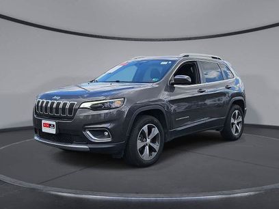 Used 2019 Jeep Cherokee Limited w/ Technology Group