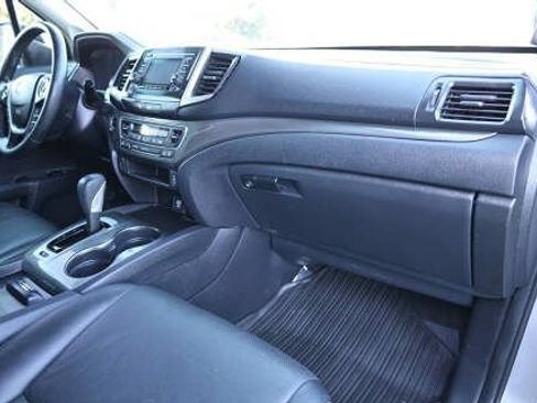 Used 2017 Honda Ridgeline RTL image 14
