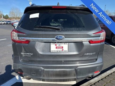 Used 2024 Subaru Ascent Premium w/ Convenience Package image 6