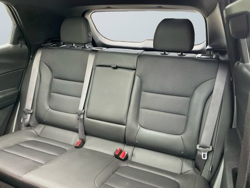 Used 2022 Chevrolet TrailBlazer RS w/ Sun and Liftgate Package AWD/4WD image 14