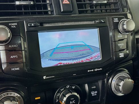 Used 2019 Toyota 4Runner TRD Off-Road AWD/4WD image 10