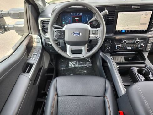 New 2026 Ford F250 Lariat w/ Black Appearance Package AWD/4WD image 13