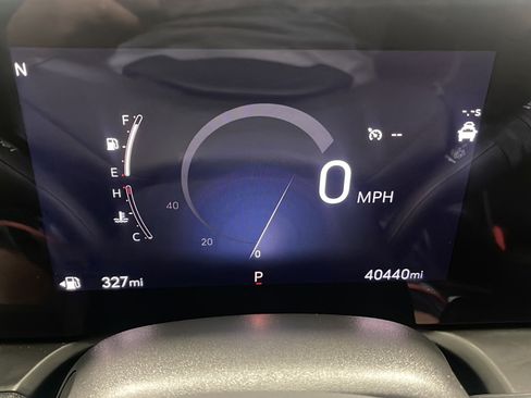 Used 2024 Buick Encore GX Avenir w/ Avenir Convenience Package FWD image 5