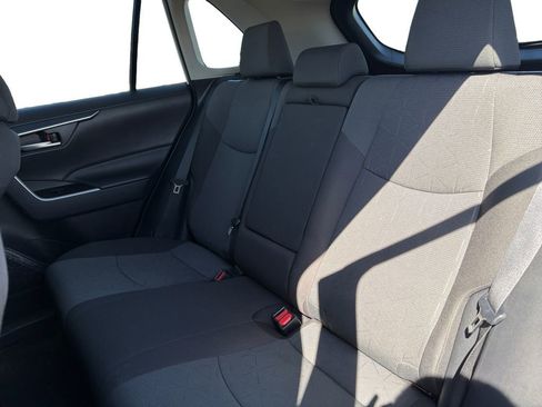 Used 2025 Toyota RAV4 XLE FWD image 16