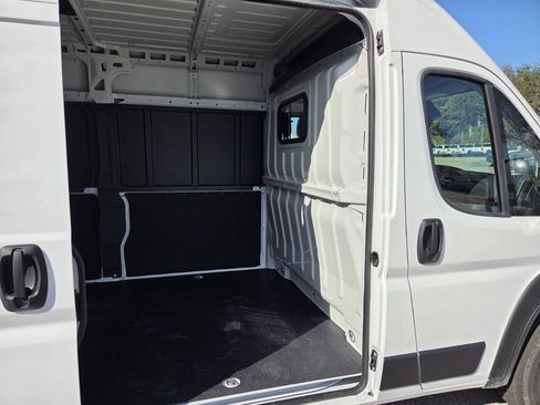 New 2026 RAM ProMaster 2500 w/ Convenience Group FWD image 13