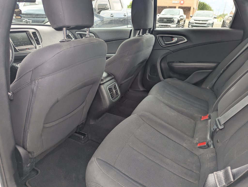 Used 2015 Chrysler 200 Limited w/ Convenience Group FWD image 19