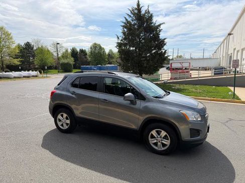 Used 2015 Chevrolet Trax LT w/ LT Plus Package image 7