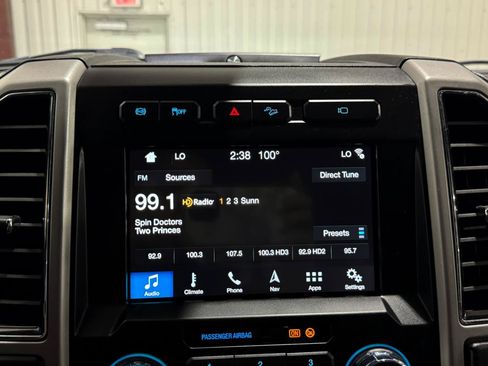 Used 2019 Ford F350 Lariat w/ Lariat Ultimate Package AWD/4WD image 10