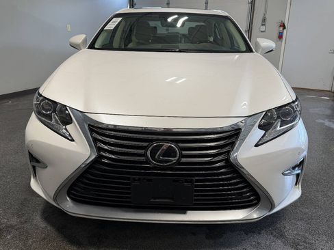 Used 2017 Lexus ES 350 w/ Premium Package FWD image 7