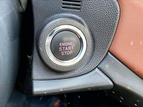 Used 2023 Subaru Outback Touring image 32