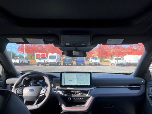 New 2026 Ford Explorer ST w/ Sun And Sound Package image 19