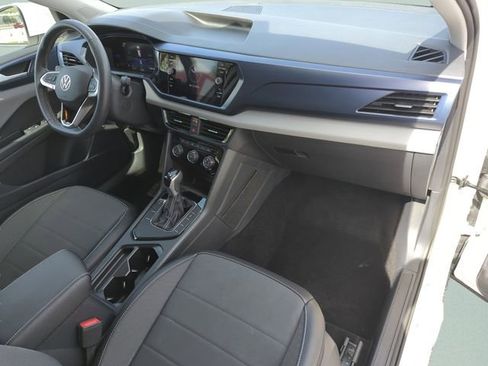 Used 2023 Volkswagen Taos SE image 18