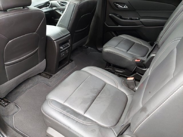 Used 2023 Chevrolet Traverse LT w/ LT Premium Package AWD/4WD image 18