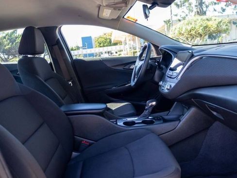 Used 2023 Chevrolet Malibu RS image 12