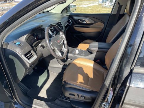 Used 2020 GMC Terrain SLT w/ Preferred Package image 8
