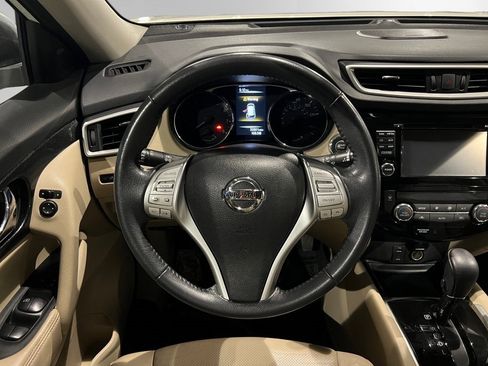 Used 2016 Nissan Rogue SL image 26