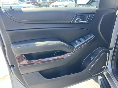 Used 2018 GMC Yukon SLT w/ Open Road Package AWD/4WD image 6