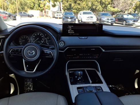 Certified 2025 MAZDA CX-90 3.3 Turbo w/ Preferred Package image 21