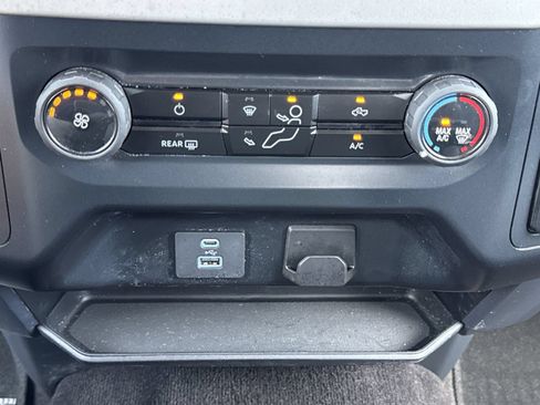 Used 2023 Ford F150 XLT RWD image 25