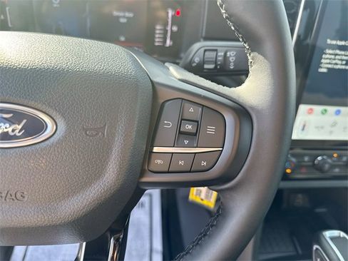 Certified 2025 Ford Ranger XLT w/ Chrome Accent Package image 33