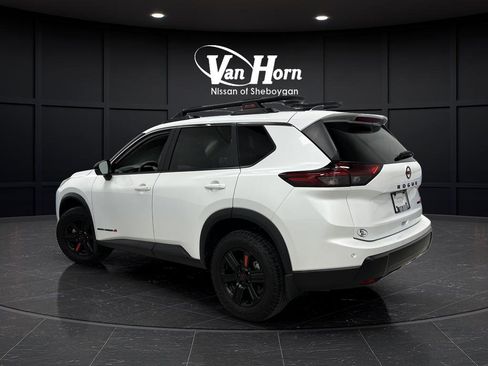 Used 2025 Nissan Rogue SV w/ Rock Creek Premium Package image 3
