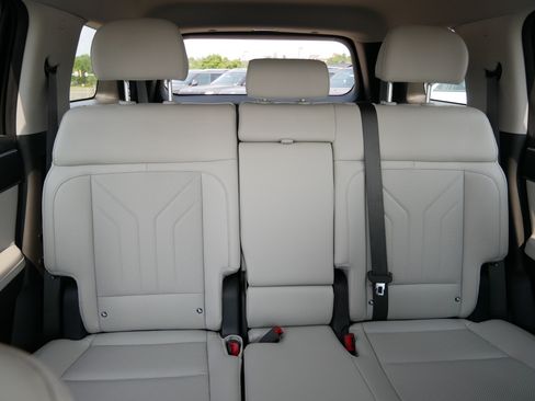 Certified 2026 Hyundai Santa Fe SEL AWD/4WD image 13