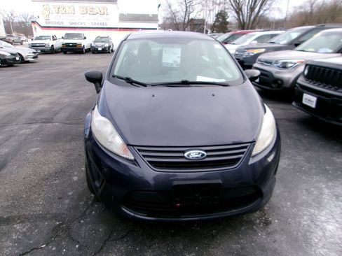 Used 2013 Ford Fiesta S image 2