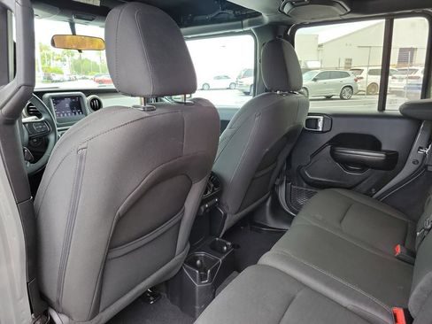 Used 2020 Jeep Wrangler Unlimited Sport S AWD/4WD image 11