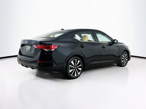 Used 2025 Nissan Sentra SV w/ SV Premium Package image 9