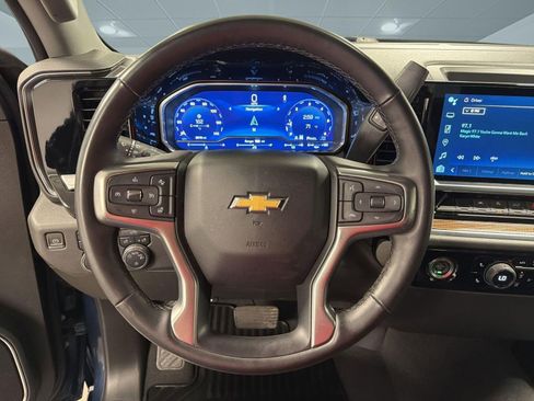 Used 2023 Chevrolet Silverado 1500 LT AWD/4WD image 16