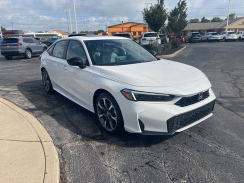 New 2026 Honda Civic image 4