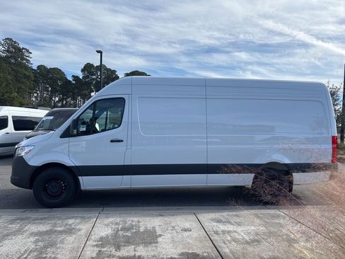 New 2026 Mercedes-Benz Sprinter 2500 image 6