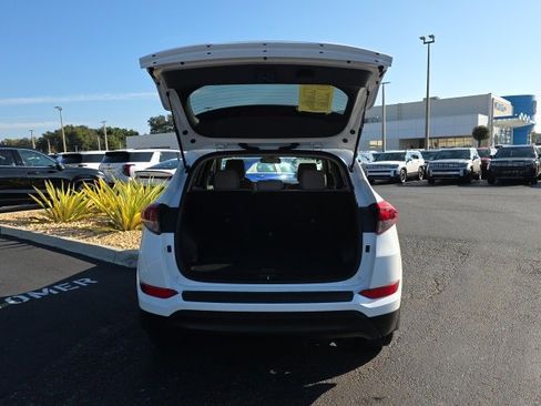 Used 2016 Hyundai Tucson SE w/ Option Group 02 image 19