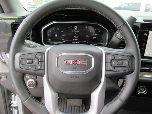 Used 2024 GMC Sierra 1500 Elevation image 21