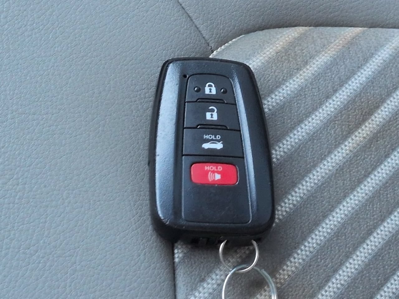 Used 2024 Toyota Camry SE w/ Audio Upgrade Package FWD image 27