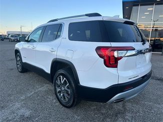 Certified 2023 GMC Acadia SLE w/ Driver Convenience Package video 3