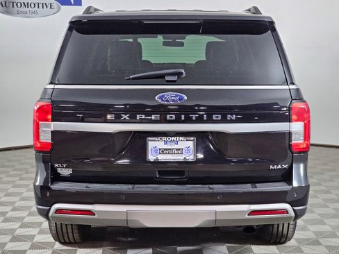 Used 2023 Ford Expedition Max XLT image 4